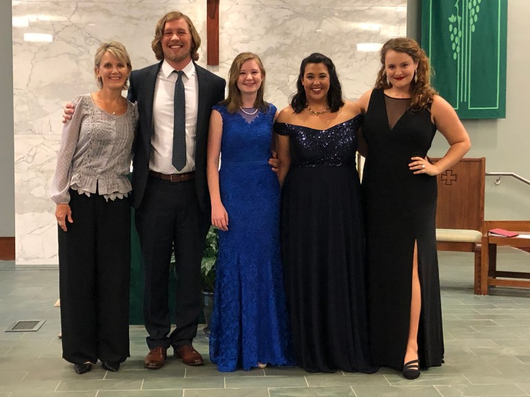 Former UNO Vocal Majors perform in Omaha